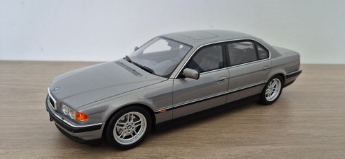 Bmw 750 james bond otto - 750,