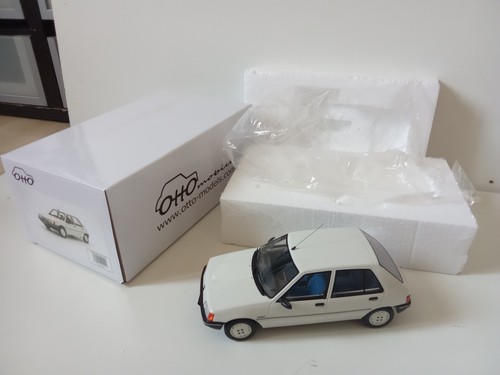 Voiture otto peugeot 205 - -,